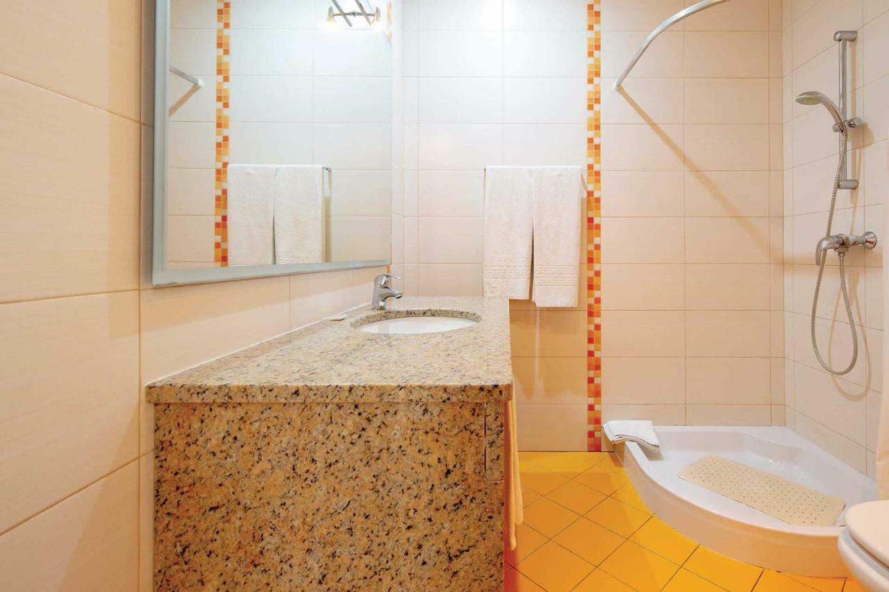 Villa Ruana - 5 Bedrooms On Suite- Free Out Door Hot Jacuzzi - By Bedzy Albufeira Exterior foto
