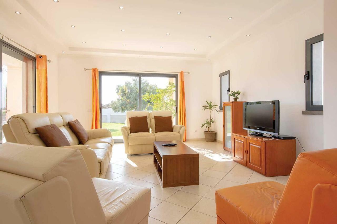 Villa Ruana - 5 Bedrooms On Suite- Free Out Door Hot Jacuzzi - By Bedzy Albufeira Exterior foto